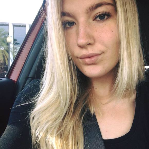 Meet your Posher, Amelia - Picture 1 of 1